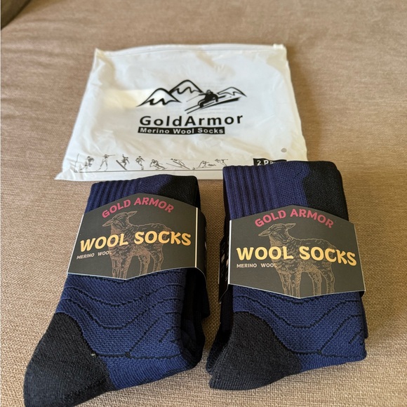 Gold Armor Other - GoldArmor Merino Wool Socks 2pair Size M